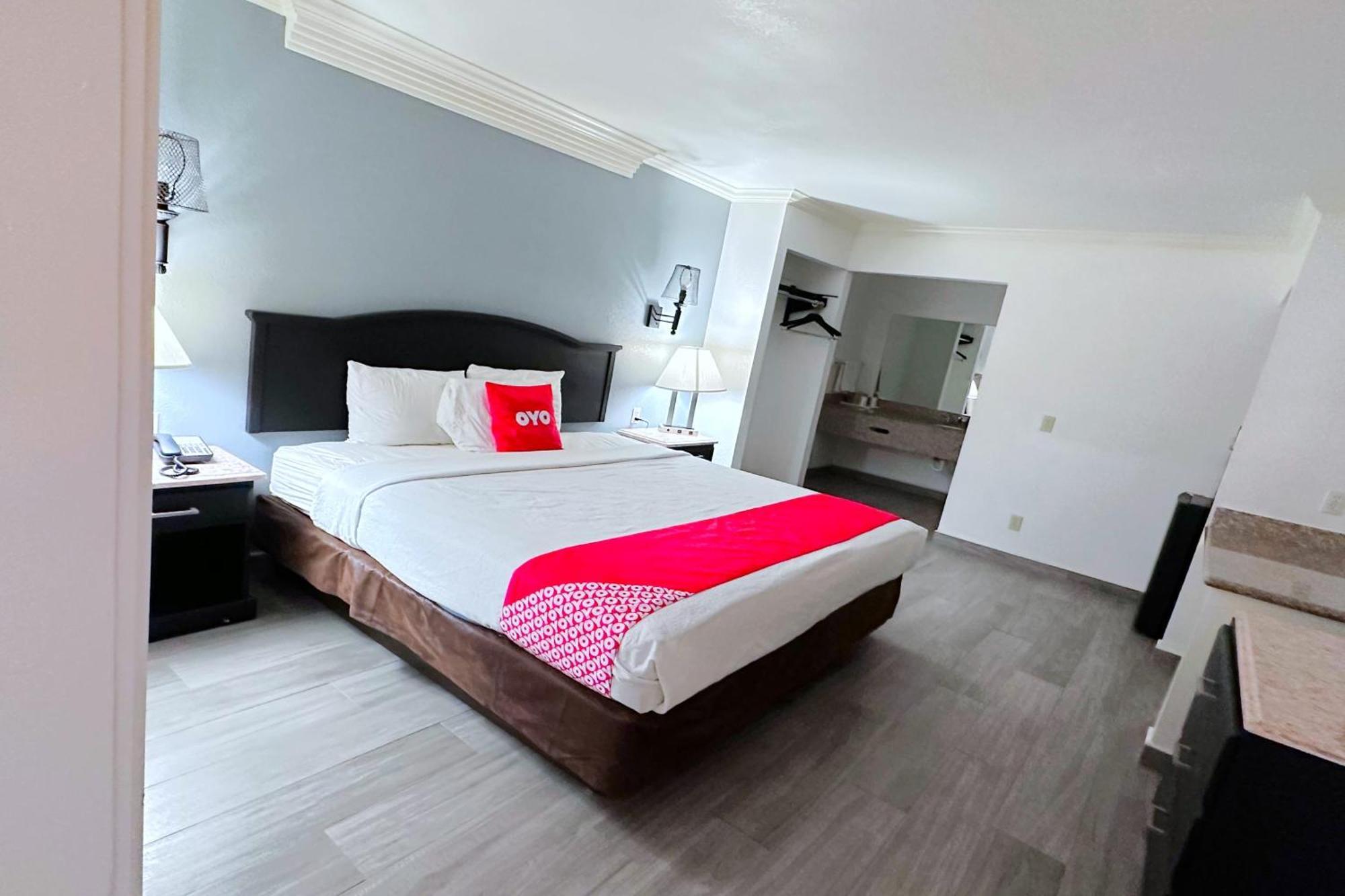Three Rivers Executive Inn & Suites By Oyo Exteriör bild