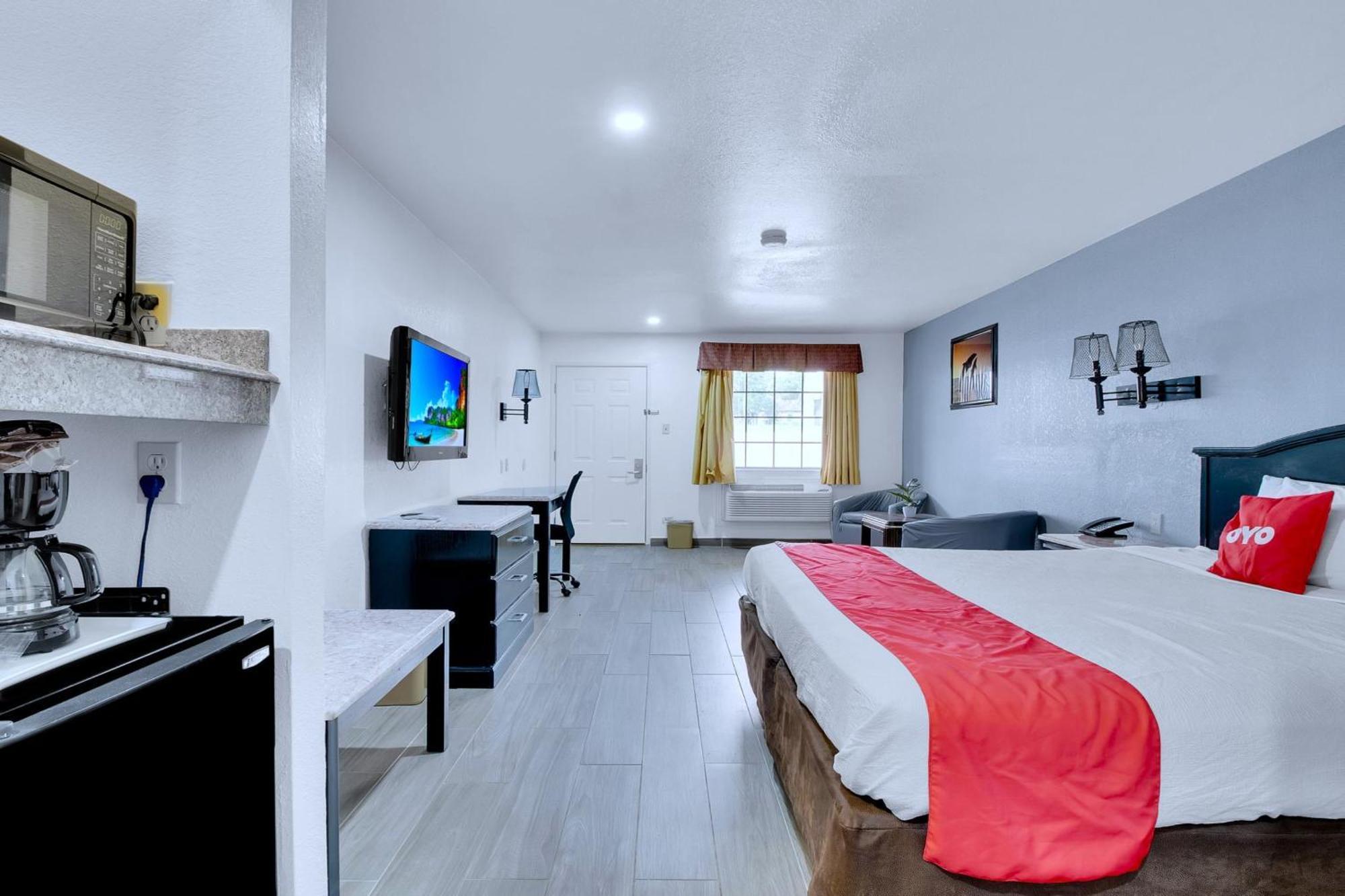 Three Rivers Executive Inn & Suites By Oyo Exteriör bild