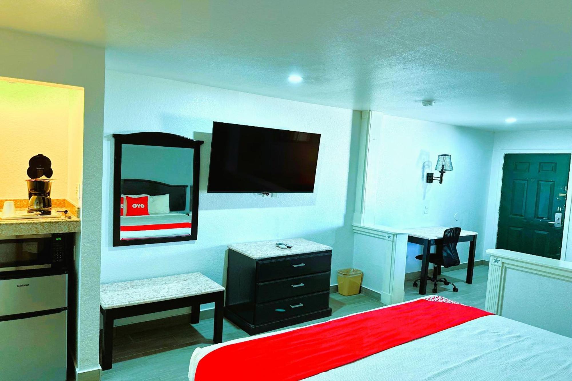 Three Rivers Executive Inn & Suites By Oyo Exteriör bild